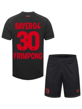 Billige Bayer Leverkusen Jeremie Frimpong #30 Hjemmedraktsett Barn 2023-24 Kortermet (+ Korte bukser)